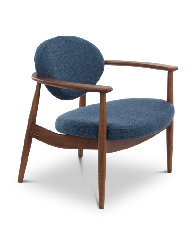 Купить Кресло Smooth Fabric Roundy Chair в интернет-магазине roooms.ru