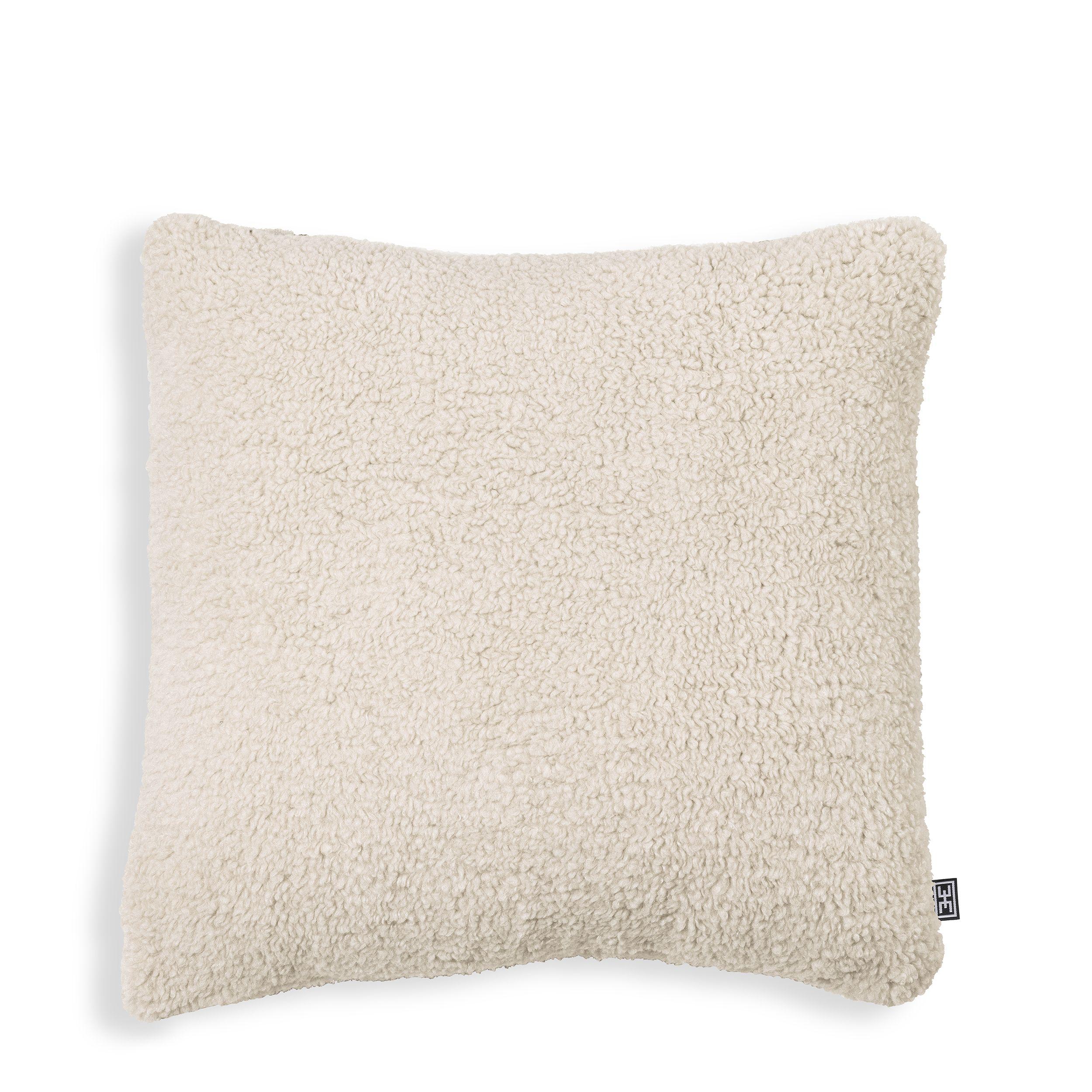Купить Декоративная подушка Cushion Brisbane в интернет-магазине roooms.ru