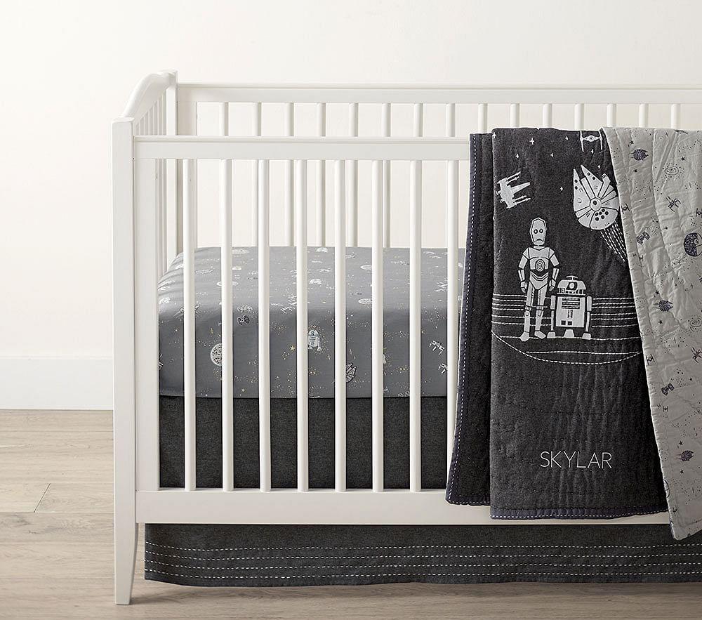 Купить Комплект постельного белья Star Wars™ Quilt Set With Allover Sky Crib Fitted Sheet в интернет-магазине roooms.ru