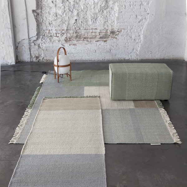 9 ft 10 in x 13 ft 1 in,Green, 49% New Zealand wool, 45% wool felt, 6% cotton rug