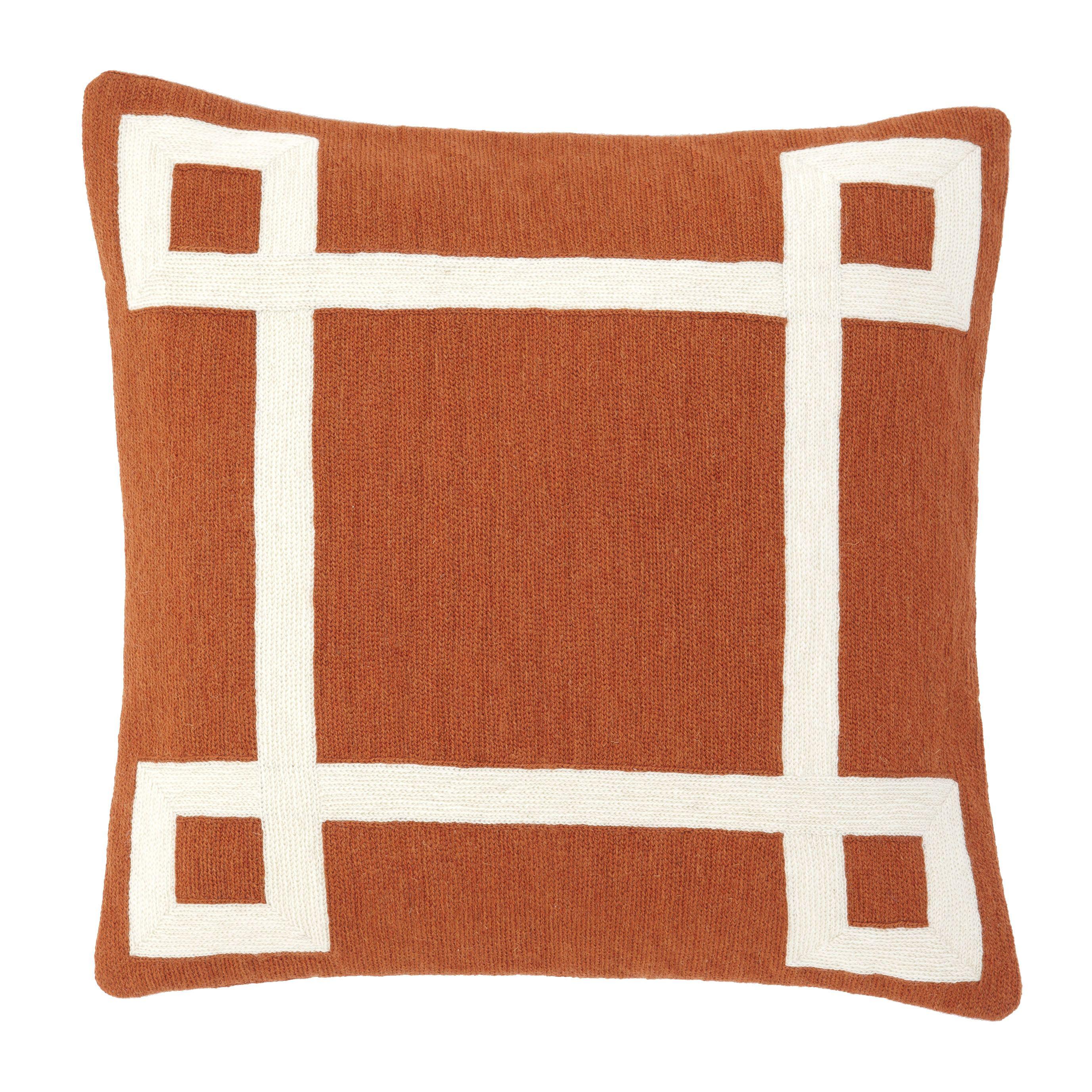 Купить Декоративная подушка Cushion Hartley в интернет-магазине roooms.ru