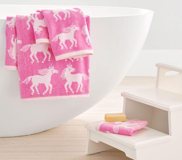 Купить Коврик для ванной/Шторка для душа Rainbow Unicorn Bath Set - Towels Shower Curtain Bath Mat в интернет-магазине roooms.ru