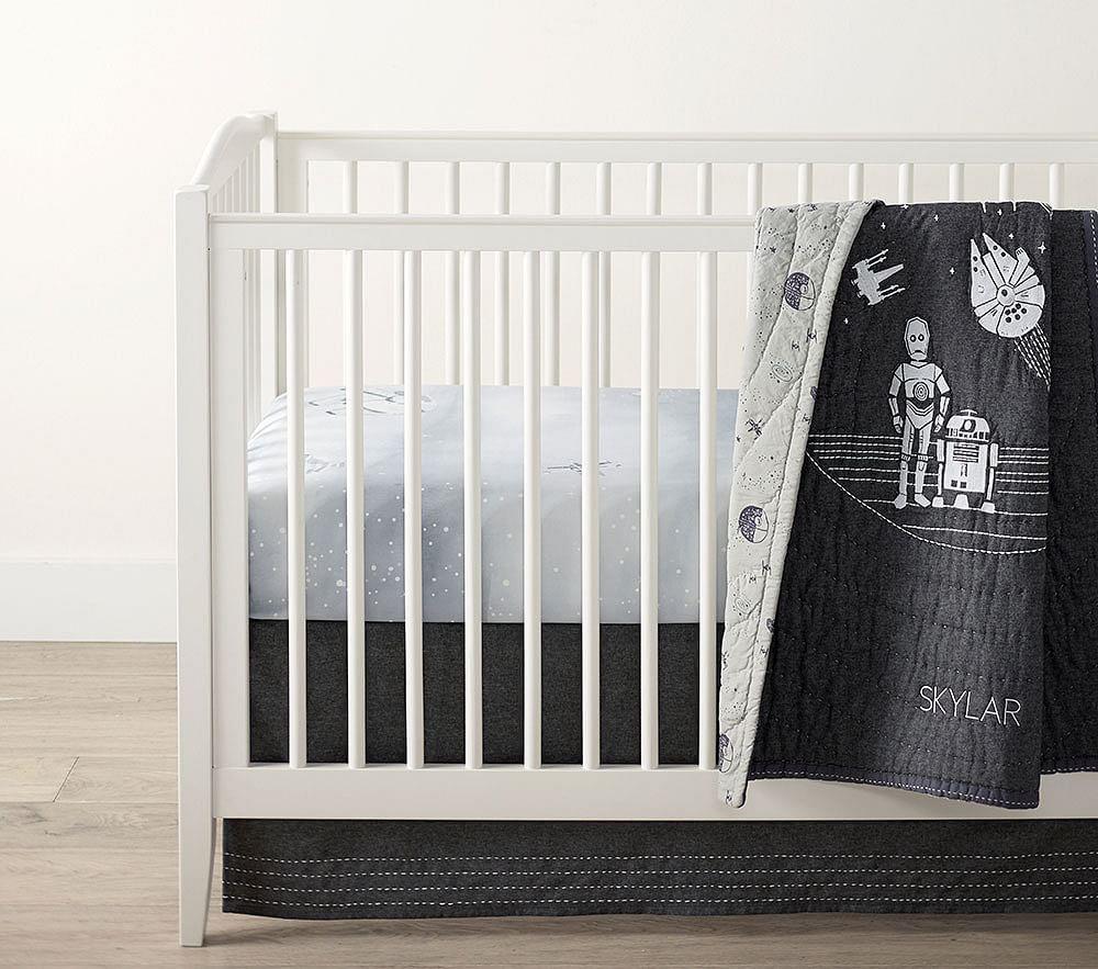 Купить Комплект постельного белья Star Wars™ Quilt Set With Picture Perfect Death Star Crib Fitted Sheet в интернет-магазине roooms.ru