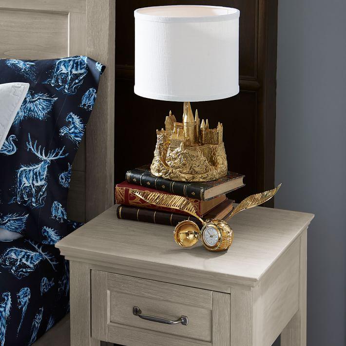 Купить Настольная лампа HARRY POTTER™ Hogwarts Castle Table Lamp Brass в интернет-магазине roooms.ru