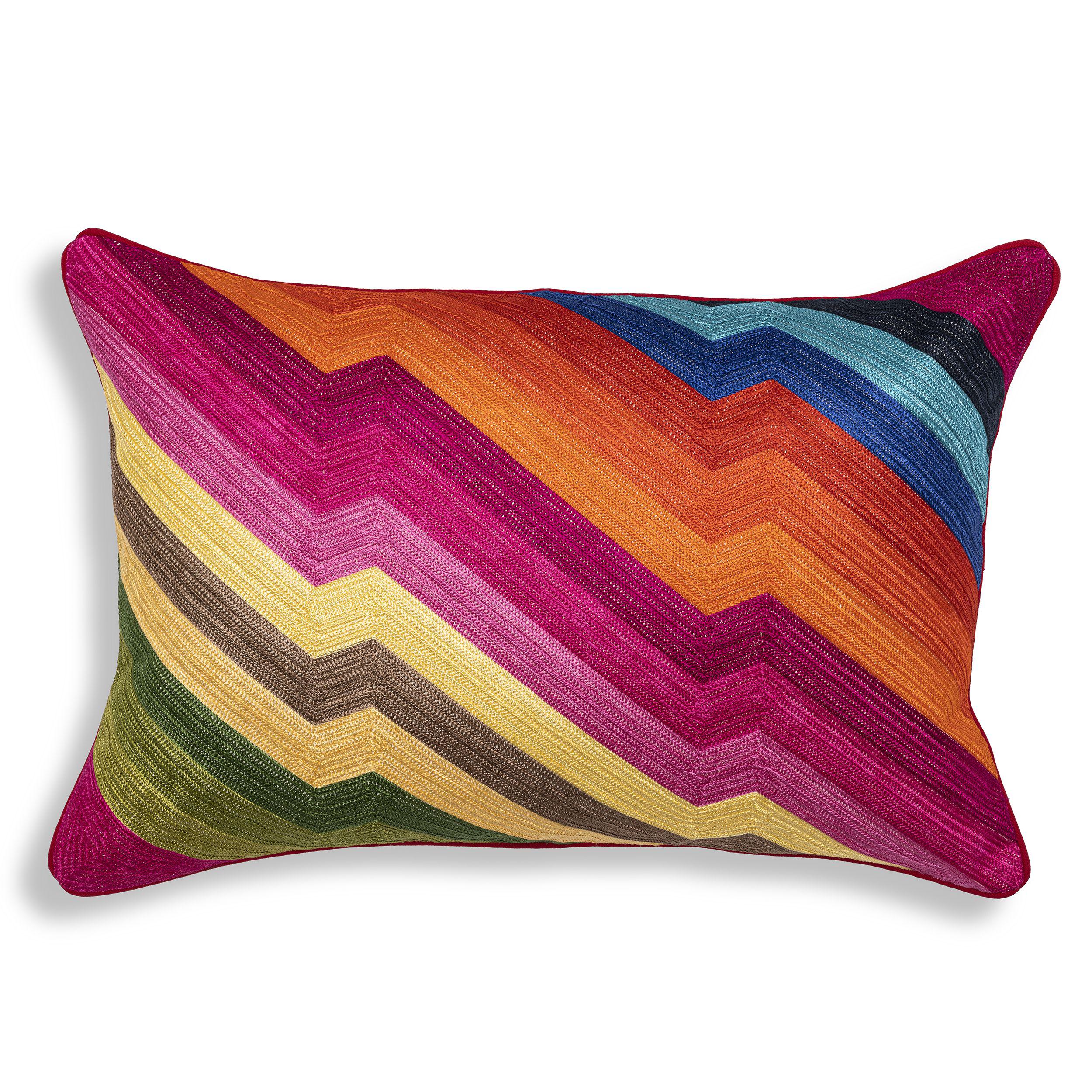 Купить Декоративная подушка Cushion Jasmin в интернет-магазине roooms.ru
