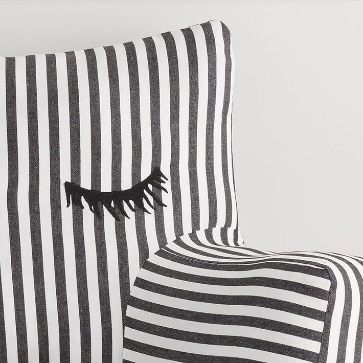 Купить Декоративная подушка The Emily & Meritt Lashes Lounge Pillow Cover - Cover Only в интернет-магазине roooms.ru